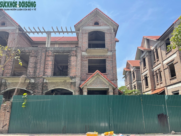 Hà Nội: Loạt biệt thự triệu đô tại KĐT Phú Lương chưa có người ở- Ảnh 6.