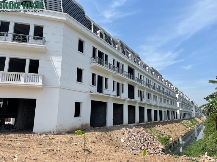 Hà Nội: Loạt biệt thự triệu đô tại KĐT Phú Lương chưa có người ở- Ảnh 8.