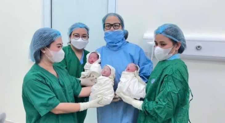 Mổ đẻ thành công ca sinh 3 tự nhiên hiếm gặp- Ảnh 1. Mổ đẻ thành công ca sinh 3 tự nhiên hiếm gặp- Ảnh 1.