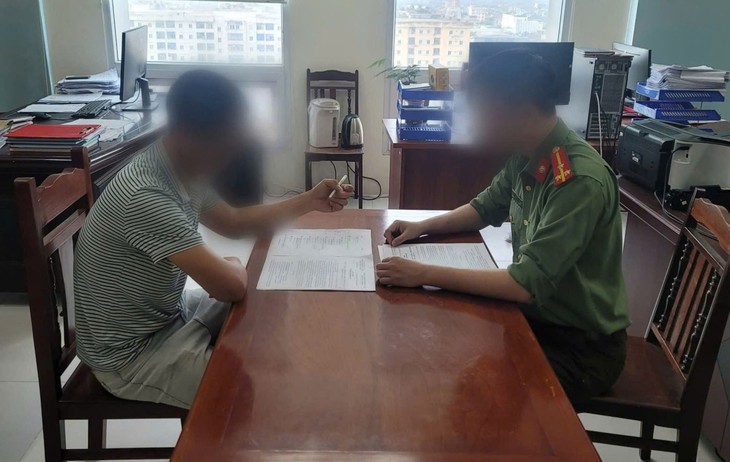 Bình luận sai sự thật, một thanh niên bị phạt 7,5 triệu đồng- Ảnh 1.