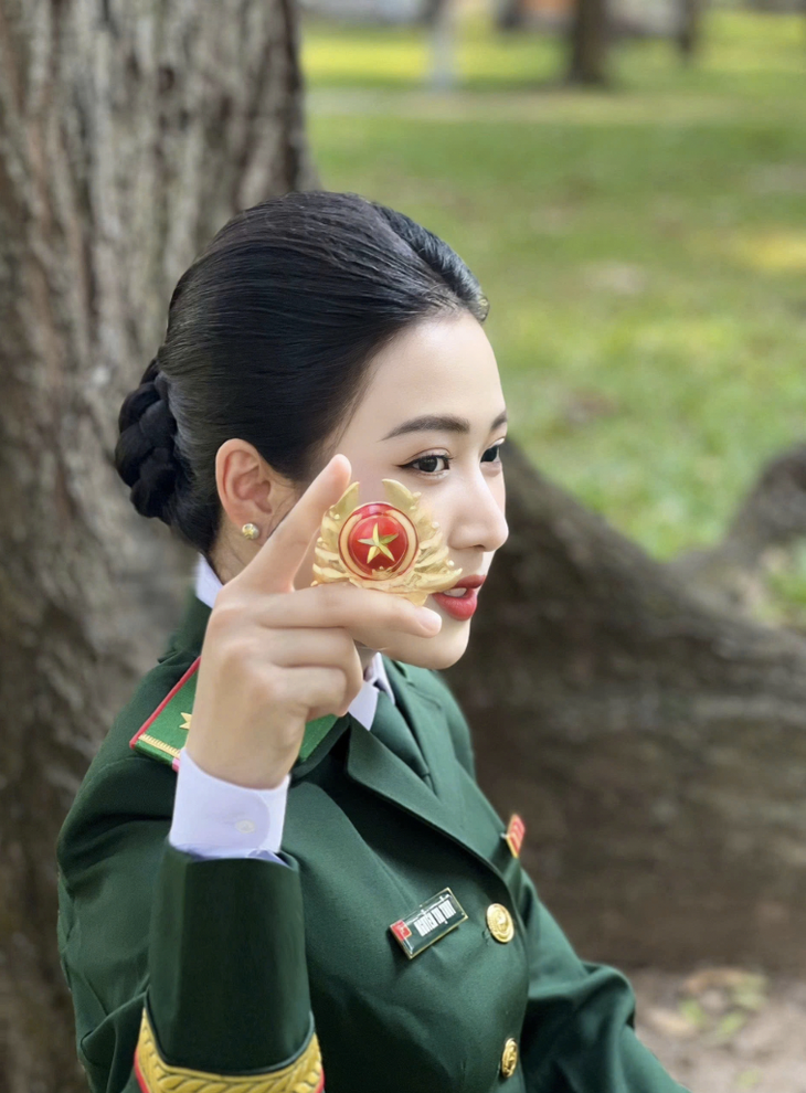 Thành tích đáng nể của nữ Trung úy quê Bình Thuận gây sốt mạng xã hội- Ảnh 1.