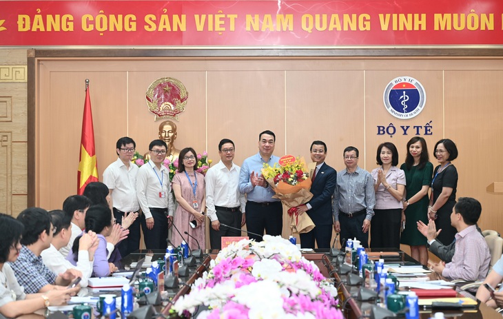 Bộ Y tế tiếp nhận, bổ nhiệm ông Nguyễn Lê Phúc làm Phó Cục trưởng Cục Khoa học, Công nghệ và Đào tạo- Ảnh 5.