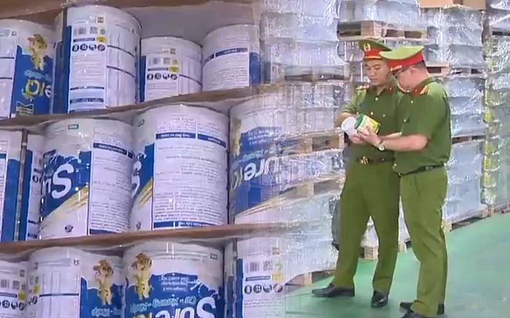 Thu hồi 12 sản phẩm thực phẩm, dinh dưỡng dạng sữa bột là hàng giả trên toàn quốc