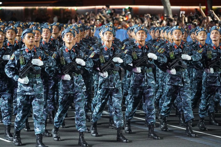 TP Hồ Chí Minh: Đại biểu dự lễ kỷ niệm 30/4 cần mang theo thư mời, có mặt từ 5 giờ sáng- Ảnh 2.