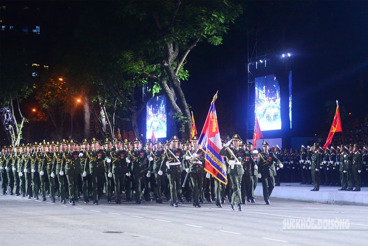  Quân đội Trung Quốc, Lào, Campuchia hợp luyện diễu binh tại TPHCM- Ảnh 4.