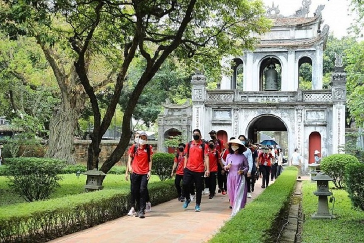 Cục Du lịch 'nhắc' việc niêm yết, bán đúng giá cho khách dịp lễ 30/4 và mùa hè- Ảnh 1. Cục Du lịch 'nhắc' việc niêm yết, bán đúng giá cho khách dịp lễ 30/4 và mùa hè- Ảnh 1.