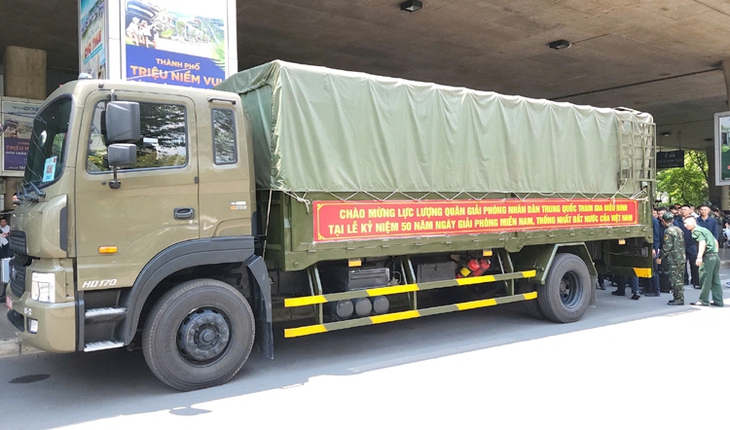 Quân đội Trung Quốc đến TPHCM tham gia diễu binh kỷ niệm 30/4- Ảnh 7.