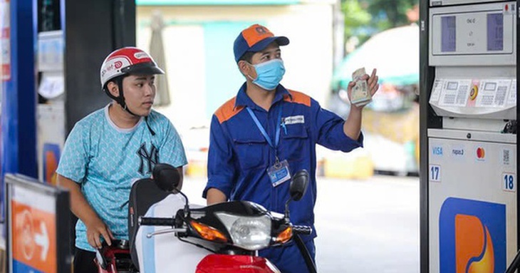 Nghỉ lễ 30/4-1/5: Nhu cầu về xăng dầu tăng cao, phải cung ứng đủ trong mọi tình huống