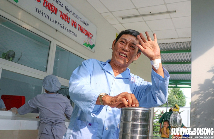 Bếp ăn Hiểu và Thương, nơi trao trọn nghĩa tình cho bệnh nhân nghèo- Ảnh 4. Bếp ăn Hiểu và Thương, nơi trao trọn nghĩa tình cho bệnh nhân nghèo- Ảnh 4.