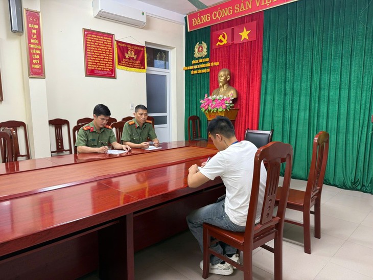 Phạt 7,5 triệu đồng nam thanh niên đăng tin gây chia rẽ việc sáp nhập 3 tỉnh Hà Nam, Nam Định, Ninh Bình- Ảnh 1.