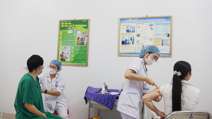 Mỗi phút, vaccine giúp cứu sống 6 sinh mạng trên toàn cầu- Ảnh 1. Mỗi phút, vaccine giúp cứu sống 6 sinh mạng trên toàn cầu- Ảnh 1.