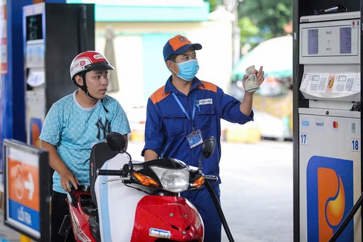Nghỉ lễ 30/4-1/5: Nhu cầu về xăng dầu tăng cao, phải cung ứng đủ trong mọi tình huống- Ảnh 1.