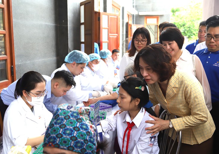 Thứ trưởng Nguyễn Thị Liên Hương: Lấy sức khỏe người dân làm trung tâm của mọi chính sách- Ảnh 5.