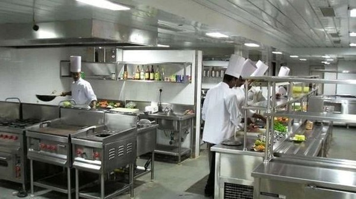 Hàng loạt vụ thực phẩm giả, kém chất lượng bị phát hiện: Bộ Y tế nêu 4 nguyên tắc đảm bảo nguyên liệu cho bếp ăn tập thể- Ảnh 1. Hàng loạt vụ thực phẩm giả, kém chất lượng bị phát hiện: Bộ Y tế nêu 4 nguyên tắc đảm bảo nguyên liệu cho bếp ăn tập thể- Ảnh 1.