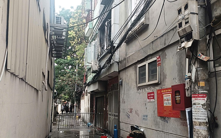 Danh tính các nạn nhân trong vụ cháy tại Định Công, Hà Nội- Ảnh 2. Danh tính các nạn nhân trong vụ cháy tại Định Công, Hà Nội- Ảnh 2.