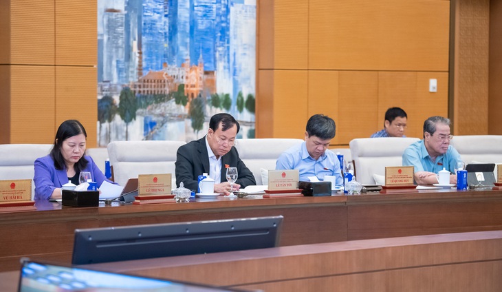 Đảm bảo xây dựng chính quyền cấp xã gần dân, sát dân- Ảnh 3. Đảm bảo xây dựng chính quyền cấp xã gần dân, sát dân- Ảnh 3.