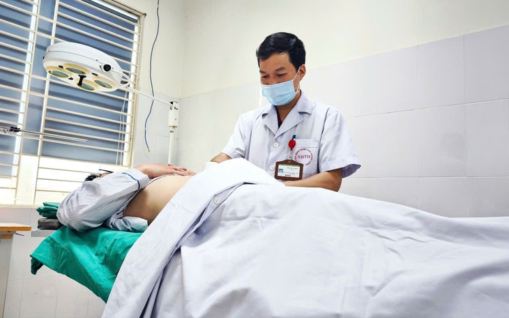 Chồng gãy dương vật vì "yêu’ sai tư thế
