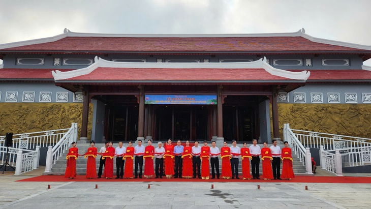 Khánh thành Khu lưu niệm Tổng Bí thư Lê Duẩn- Ảnh 1. Khánh thành Khu lưu niệm Tổng Bí thư Lê Duẩn- Ảnh 1.
