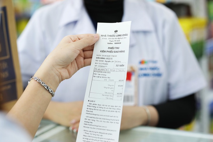 Đưa thông tin lên hóa đơn và web, FPT Long Châu trao quyền tự bảo vệ sức khỏe cho người dân- Ảnh 2. Đưa thông tin lên hóa đơn và web, FPT Long Châu trao quyền tự bảo vệ sức khỏe cho người dân- Ảnh 2.