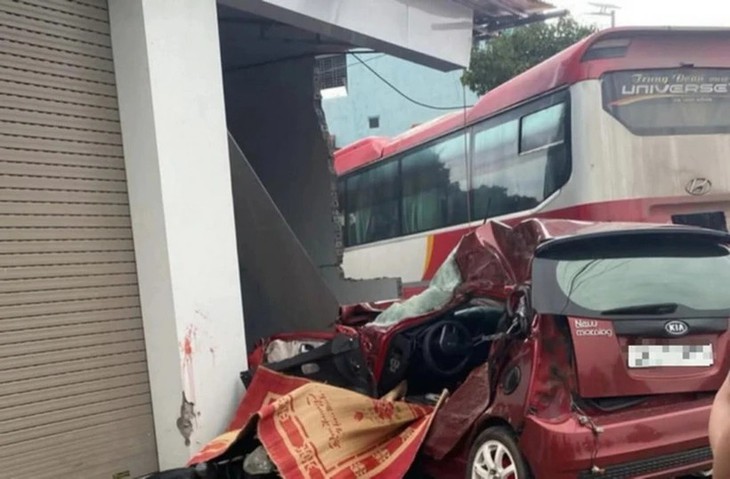 Tai nạn liên hoàn tại Bắc Giang: Nạn nhân thứ hai đã tử vong- Ảnh 1.