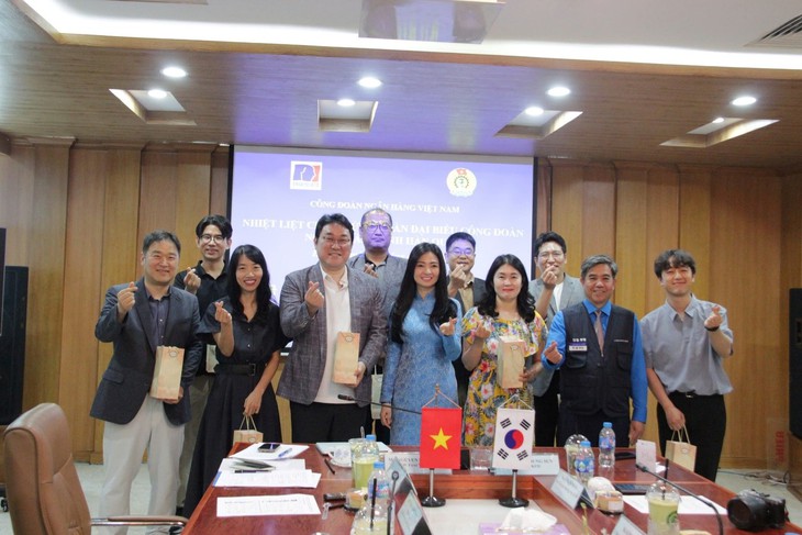 Đoàn đại biểu Công đoàn Ngành Tài chính Hàn Quốc thăm, làm việc với Công đoàn Ngân hàng Việt Nam, thúc đẩy hợp tác song phương- Ảnh 4.