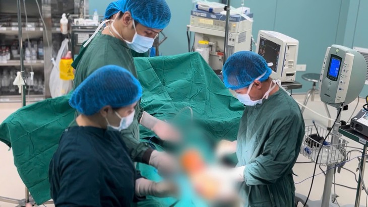 Giành lại sự sống và đôi chân sau tai nạn kinh hoàng- Ảnh 1.