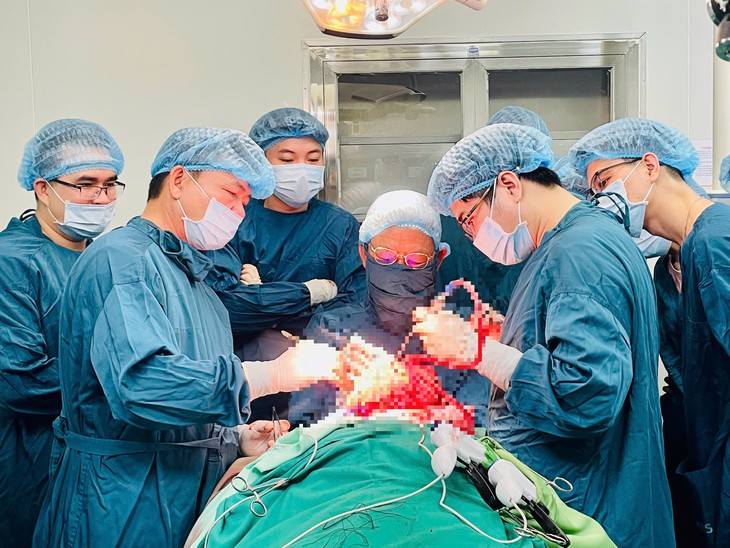Ca phẫu thuật mang lại 'trang mới' cho cuộc đời nữ bệnh nhân- Ảnh 5.