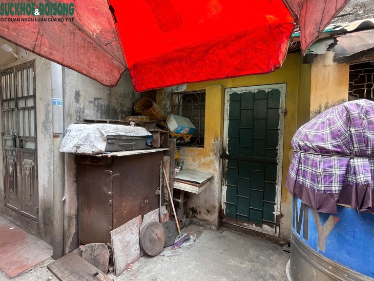 Cuộc sống của người dân tại khu 'đất vàng' phía Đông hồ Gươm trước ngày di dời- Ảnh 7.