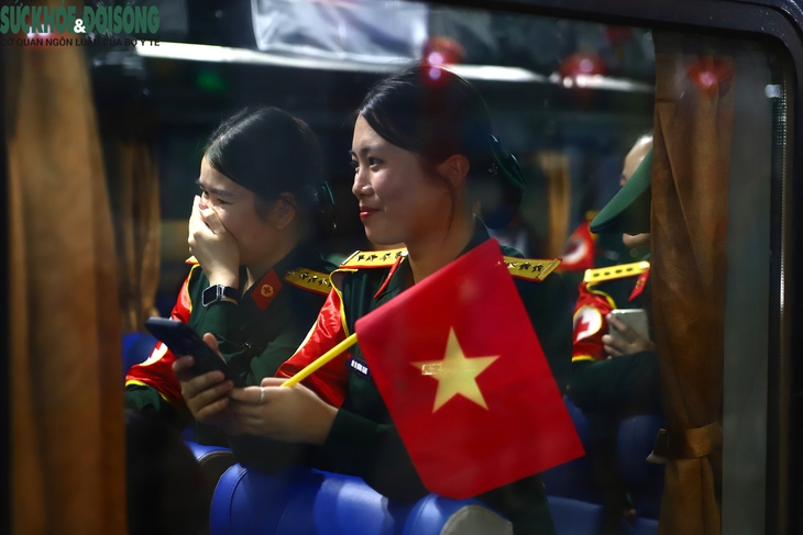Hàng trăm chiến sĩ vào TPHCM chuẩn bị cho lễ kỷ niệm 50 năm Ngày Giải phóng miền Nam thống nhất đất nước- Ảnh 9. Hàng trăm chiến sĩ vào TPHCM chuẩn bị cho lễ kỷ niệm 50 năm Ngày Giải phóng miền Nam thống nhất đất nước- Ảnh 9.