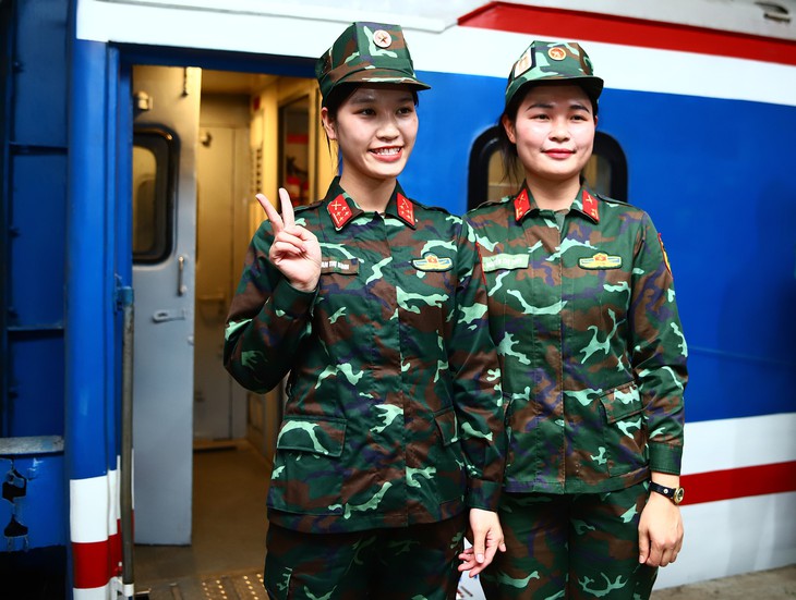 Hàng trăm chiến sĩ vào TPHCM chuẩn bị cho lễ kỷ niệm 50 năm Ngày Giải phóng miền Nam thống nhất đất nước- Ảnh 6. Hàng trăm chiến sĩ vào TPHCM chuẩn bị cho lễ kỷ niệm 50 năm Ngày Giải phóng miền Nam thống nhất đất nước- Ảnh 6.