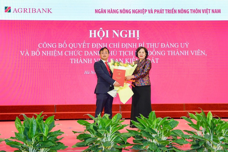 Vụ trưởng Vụ Hợp tác Quốc tế NHNN được bổ nhiệm làm Chủ tịch HĐTV Agribank- Ảnh 1. Vụ trưởng Vụ Hợp tác Quốc tế NHNN được bổ nhiệm làm Chủ tịch HĐTV Agribank- Ảnh 1.