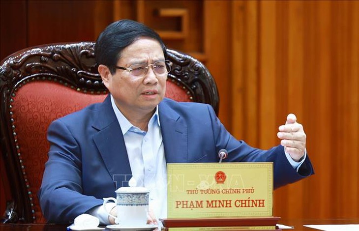 Thủ tướng chủ trì cuộc họp về mức áp thuế mới của Hoa Kỳ đối với hàng hoá nhập khẩu từ Việt Nam- Ảnh 3. Thủ tướng chủ trì cuộc họp về mức áp thuế mới của Hoa Kỳ đối với hàng hoá nhập khẩu từ Việt Nam- Ảnh 3.