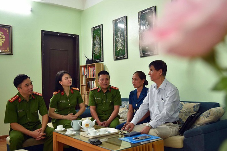 Cuộc đoàn tụ sau 57 năm, gia đình chưa bao giờ từ bỏ hy vọng tìm thấy con gái- Ảnh 1.