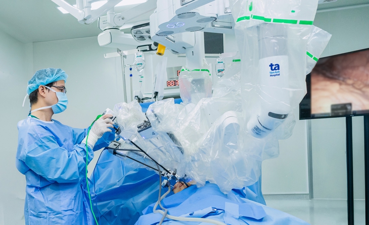 TPHCM có 'Siêu Robot' thế hệ mới hỗ trợ hơn 120 loại phẫu thuật phức tạp- Ảnh 3.