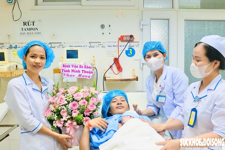 Miễn chi phí cho sản phụ sinh em bé vào 0h ngày 30/4- Ảnh 1.