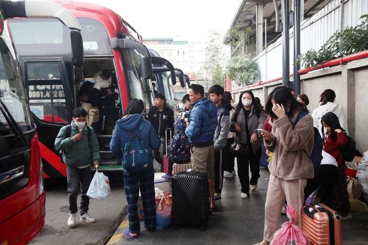 Niêm yết giá vé, hạn chế tối đa việc chậm hủy chuyến dịp nghỉ lễ 30/4- Ảnh 1.