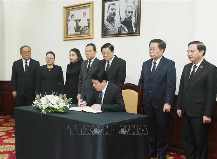 Chủ tịch nước Lương Cường viếng đồng chí Khamtay Siphandone- Ảnh 6.