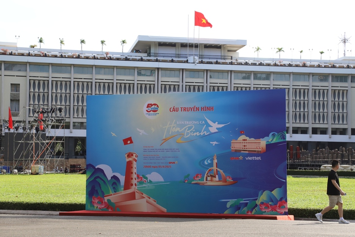TPHCM tăng tốc chuẩn bị cho Đại lễ kỷ niệm 50 năm Ngày Giải phóng miền Nam, thống nhất đất nước- Ảnh 10. TPHCM tăng tốc chuẩn bị cho Đại lễ kỷ niệm 50 năm Ngày Giải phóng miền Nam, thống nhất đất nước- Ảnh 10.
