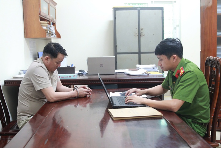 Khởi tố tài xế gây tai nạn liên hoàn khiến một người tử vong ở Nghệ An- Ảnh 1.