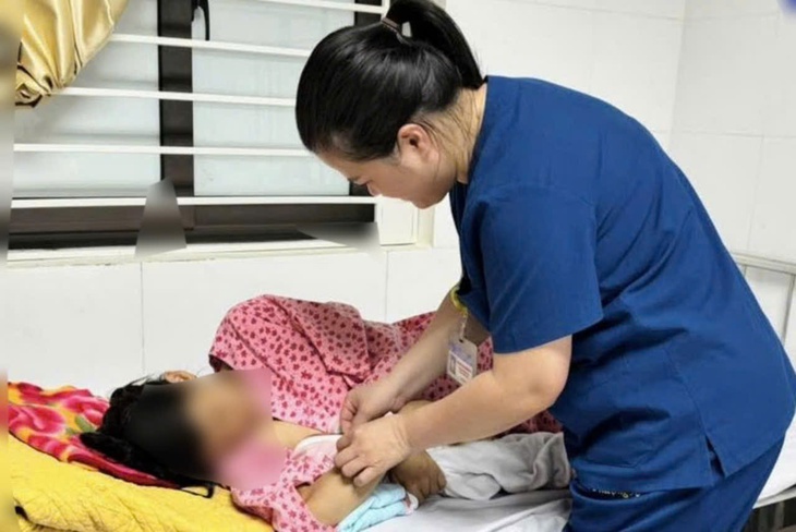 Dự kiến hôm nay sản phụ sinh con trước cổng công ty ở Bắc Giang được ra viện- Ảnh 1.