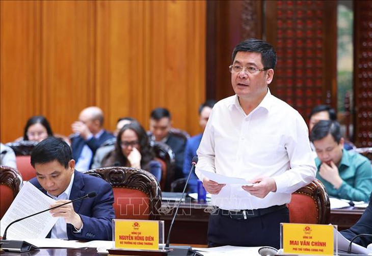 Thủ tướng Phạm Minh Chính chủ trì cuộc họp về việc Hoa Kỳ áp thuế đối ứng lên hàng Việt Nam- Ảnh 5. Thủ tướng Phạm Minh Chính chủ trì cuộc họp về việc Hoa Kỳ áp thuế đối ứng lên hàng Việt Nam- Ảnh 5.