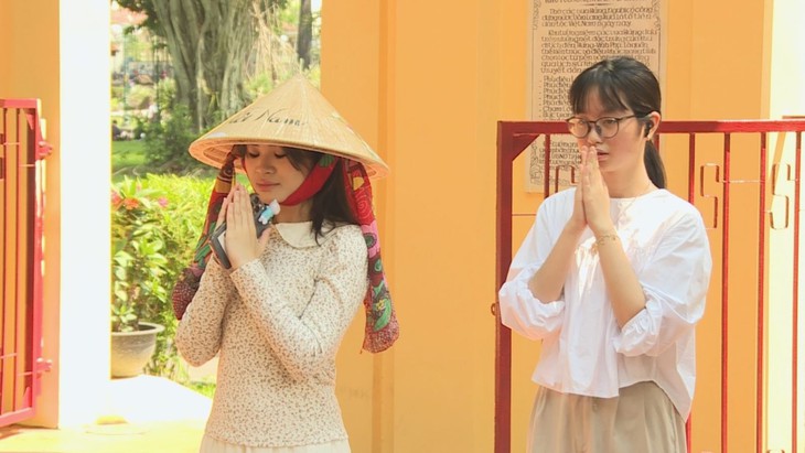 Người trẻ tìm về cội nguồn dân tộc qua những ngôi đền thờ Vua Hùng giữa lòng TP Hồ Chí Minh- Ảnh 5.