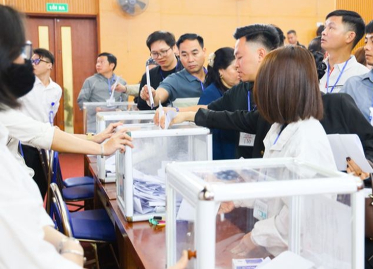 Huyện ven Hà Nội đấu giá đất lên tới gần 120 triệu đồng/m2- Ảnh 2.