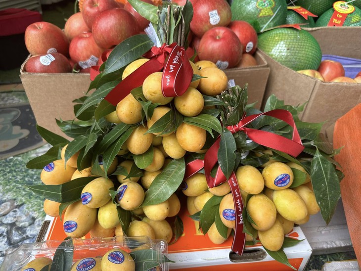 Thanh trà vào mùa bán đầy chợ Việt giá vài chục nghìn đồng/kg- Ảnh 4. Thanh trà vào mùa bán đầy chợ Việt giá vài chục nghìn đồng/kg- Ảnh 4.