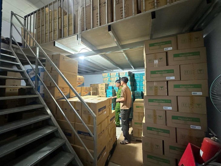Phát hiện kho thuốc tây không hoá đơn chứng từ ở Đồng Nai- Ảnh 1. Phát hiện kho thuốc tây không hoá đơn chứng từ ở Đồng Nai- Ảnh 1.