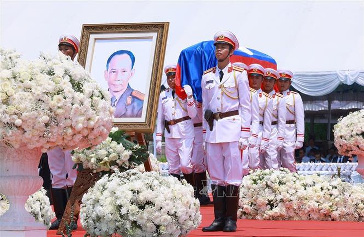Thủ tướng Phạm Minh Chính dự lễ viếng và truy điệu đồng chí Khamtay Siphandone- Ảnh 4.