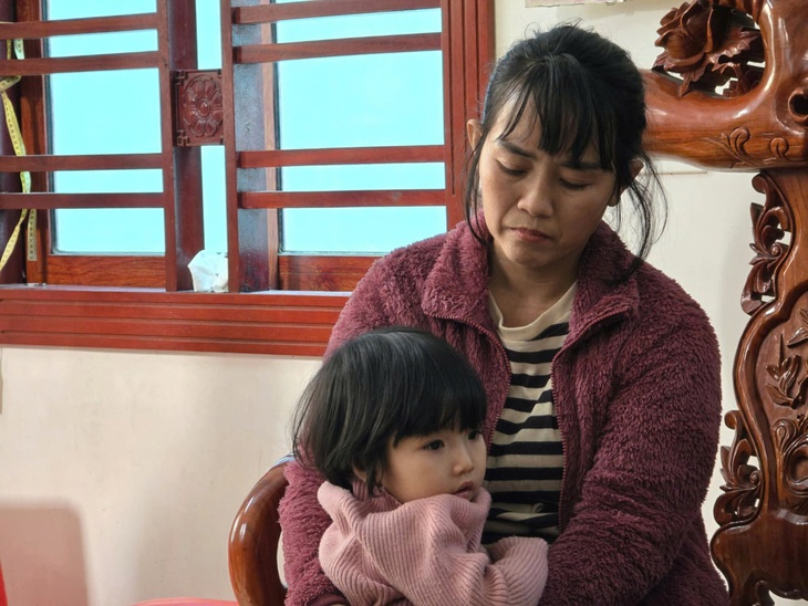 Phát hiện thi thể trôi trên biển, nghi là ngư dân mất tích hơn 20 ngày trước- Ảnh 1.