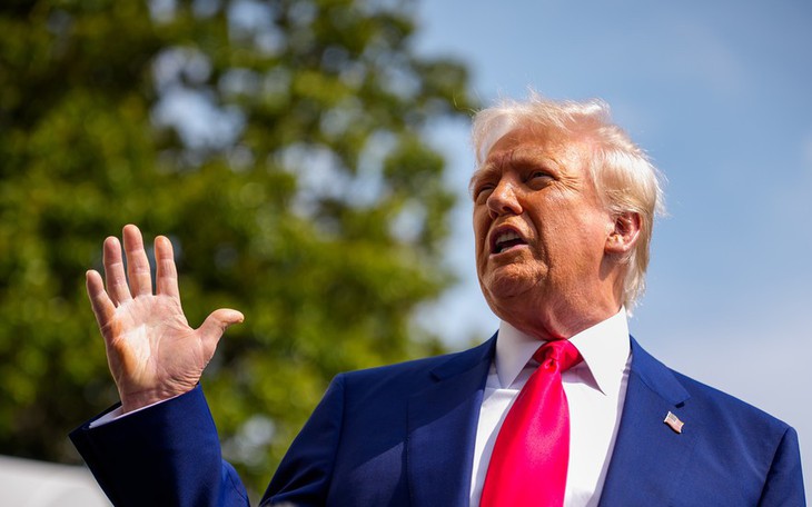 Trung Quốc phản ứng mạnh khi Tổng thống Mỹ Donald Trump dọa áp thêm thuế 50%