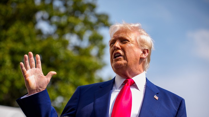 Trung Quốc phản ứng mạnh khi Tổng thống Mỹ Donald Trump dọa áp thêm thuế 50%- Ảnh 1. Trung Quốc phản ứng mạnh khi Tổng thống Mỹ Donald Trump dọa áp thêm thuế 50%- Ảnh 1.