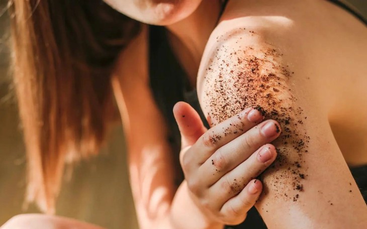 7 cách tẩy da chết toàn thân bằng nguyên liệu tự nhiên
